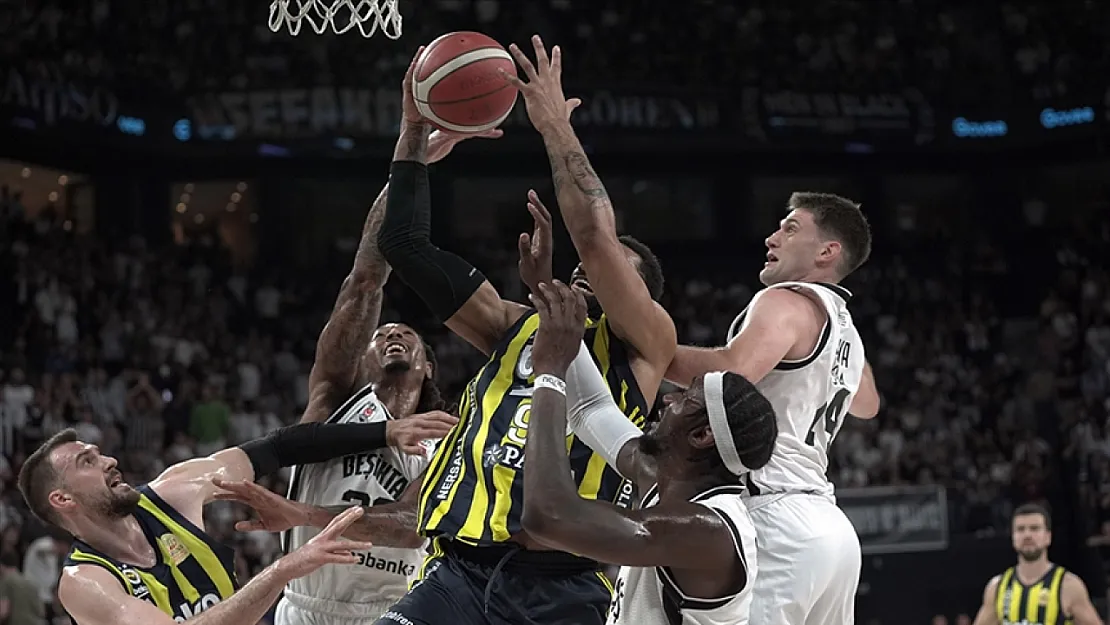 Seriyi uzatmak için sahaya çıkacak