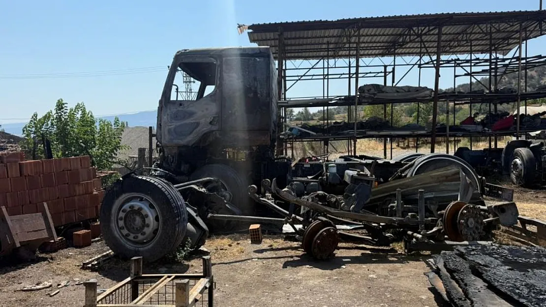 Trafo patladı
