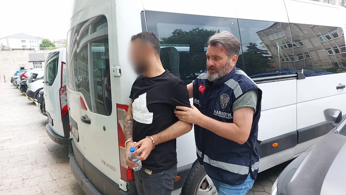 Uyuşturucu ticaretinden cezaevine gönderildi