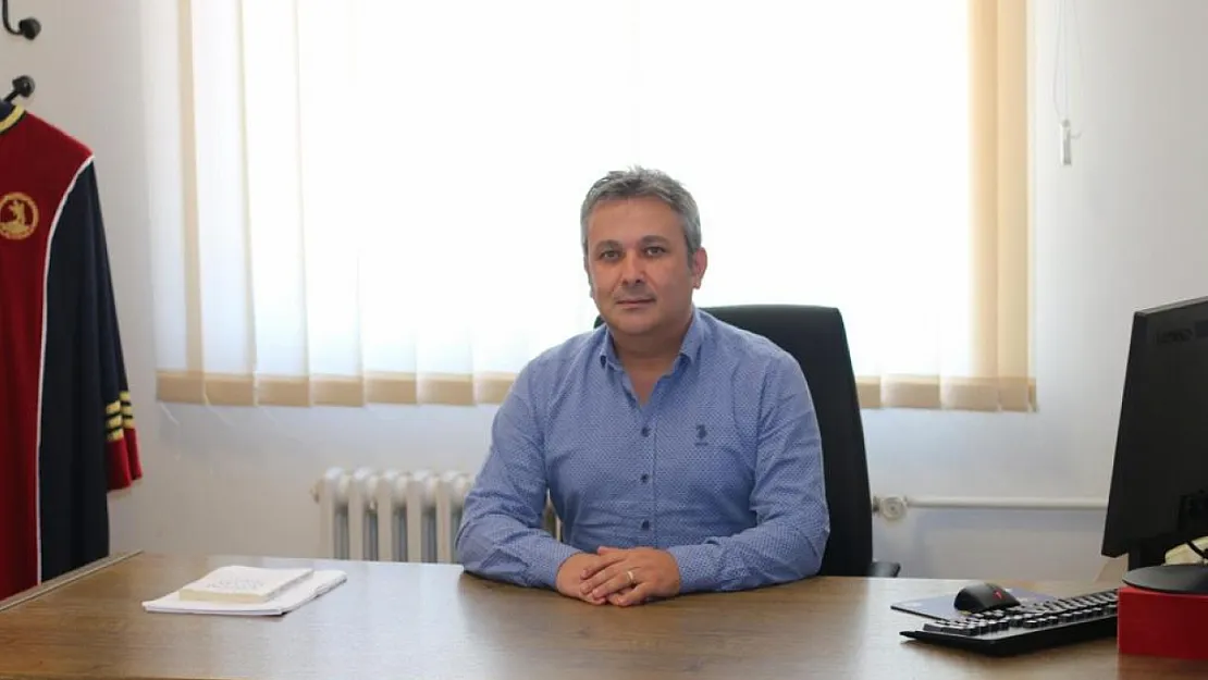 Yapay zekaya gençler umutlu, büyükler kaygılı bakıyor
