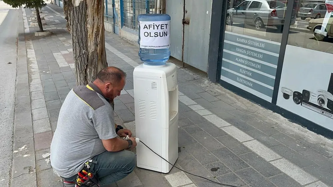 Yerköy'de esnaftan sıcaklara karşı örnek hizmet
