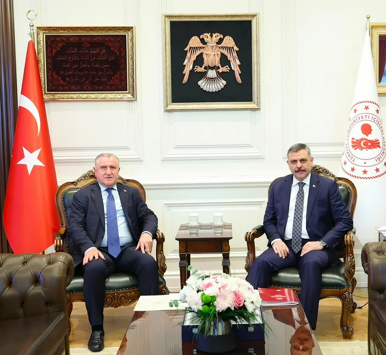 Bakan Çiftçi: Okul ve yurt çevrelerinde denetimlerimizi sıklaştıracağız