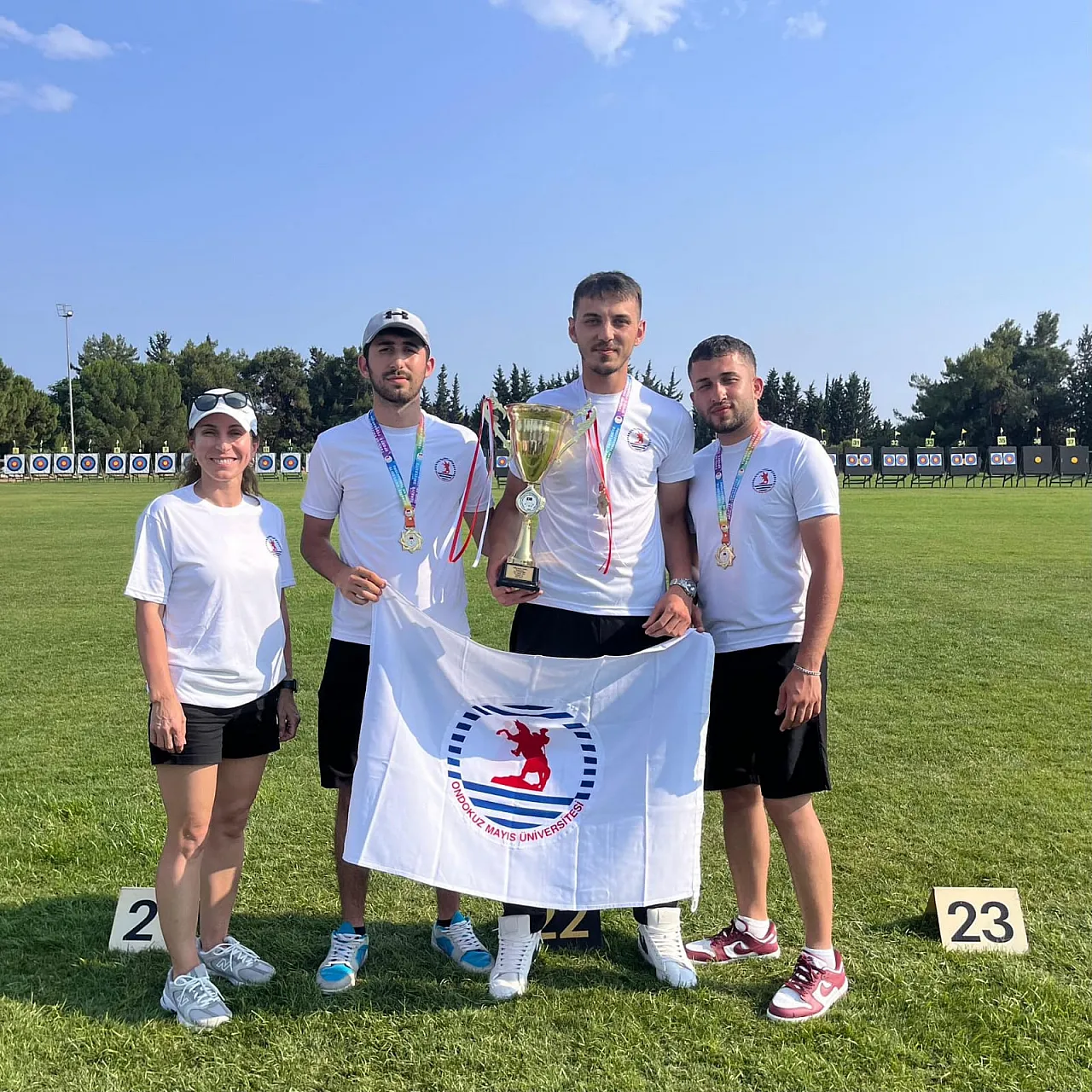 OMÜ'lü Okçulardan Türkiye Şampiyonasında Çifte Birincilik!