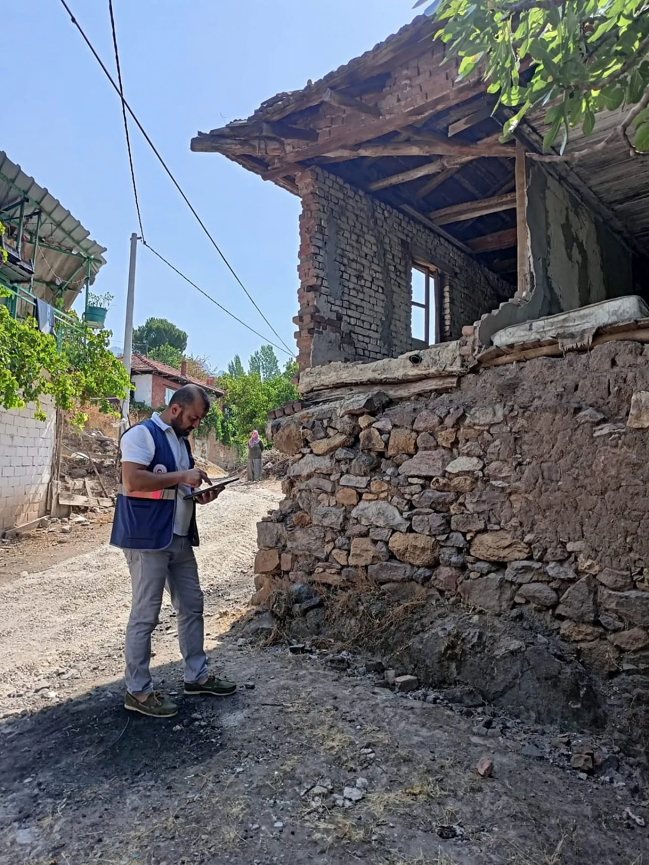 İlkadım'dan Sındırgı'ya Destek Eli 'Yaraları birlikte sarıyoruz'