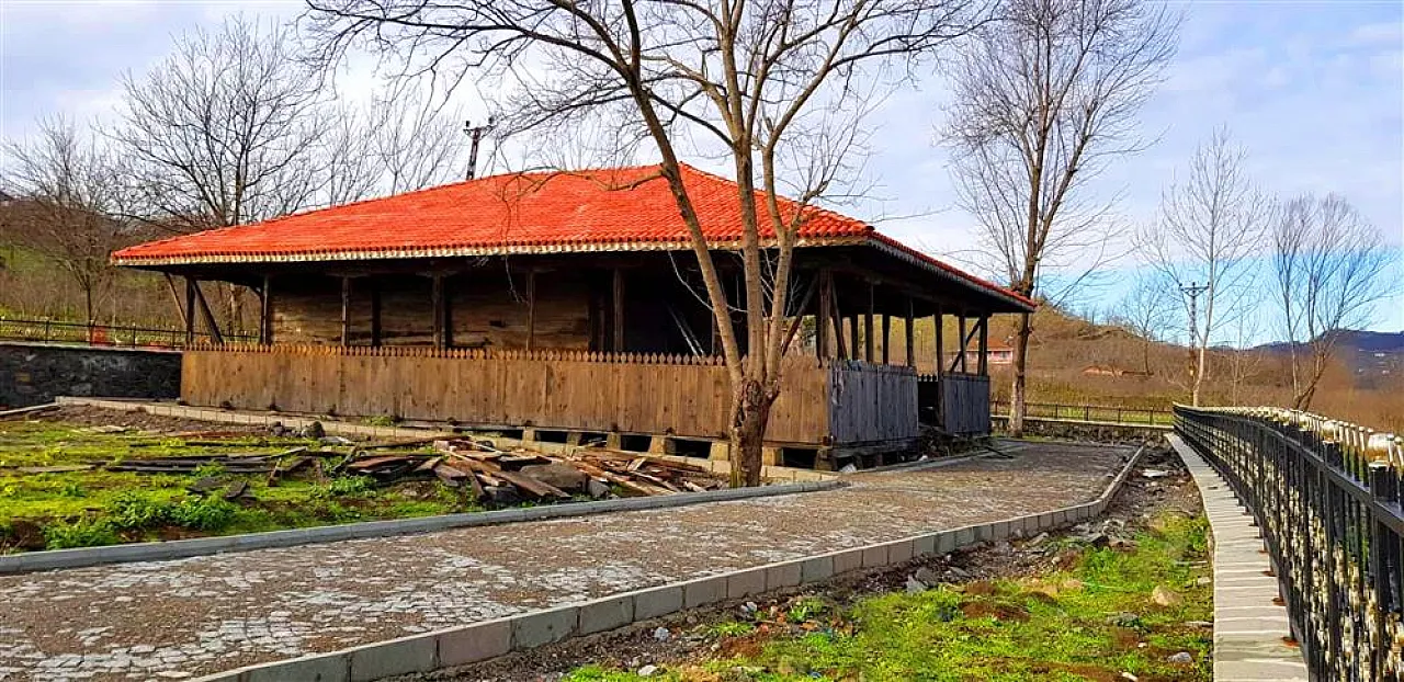 Çarşamba'nın Kayıp Karargahı: Ordu Köyü Kalesi ve 700 Yıllık Stratejik Sır!