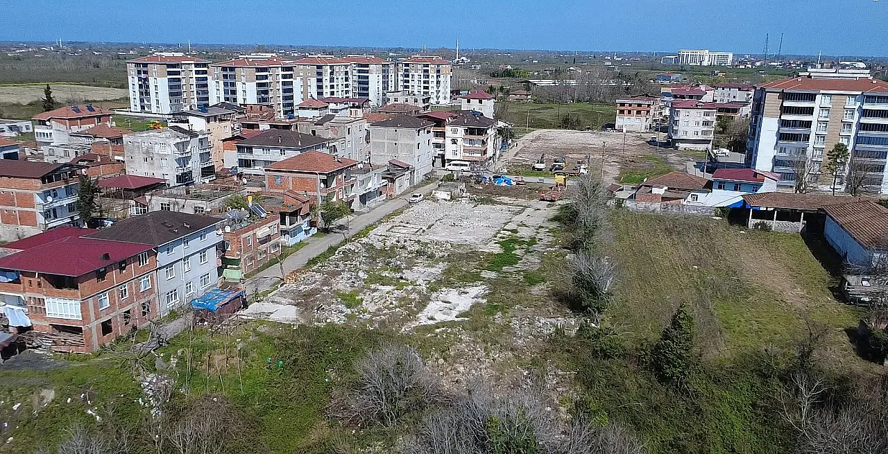 Çarşamba Belediyesi'nden öz kaynaklarla kentsel dönüşüm hamlesi