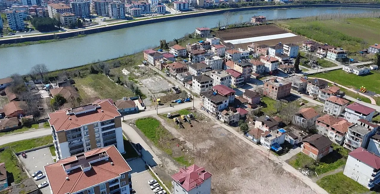 Çarşamba Belediyesi'nden öz kaynaklarla kentsel dönüşüm hamlesi