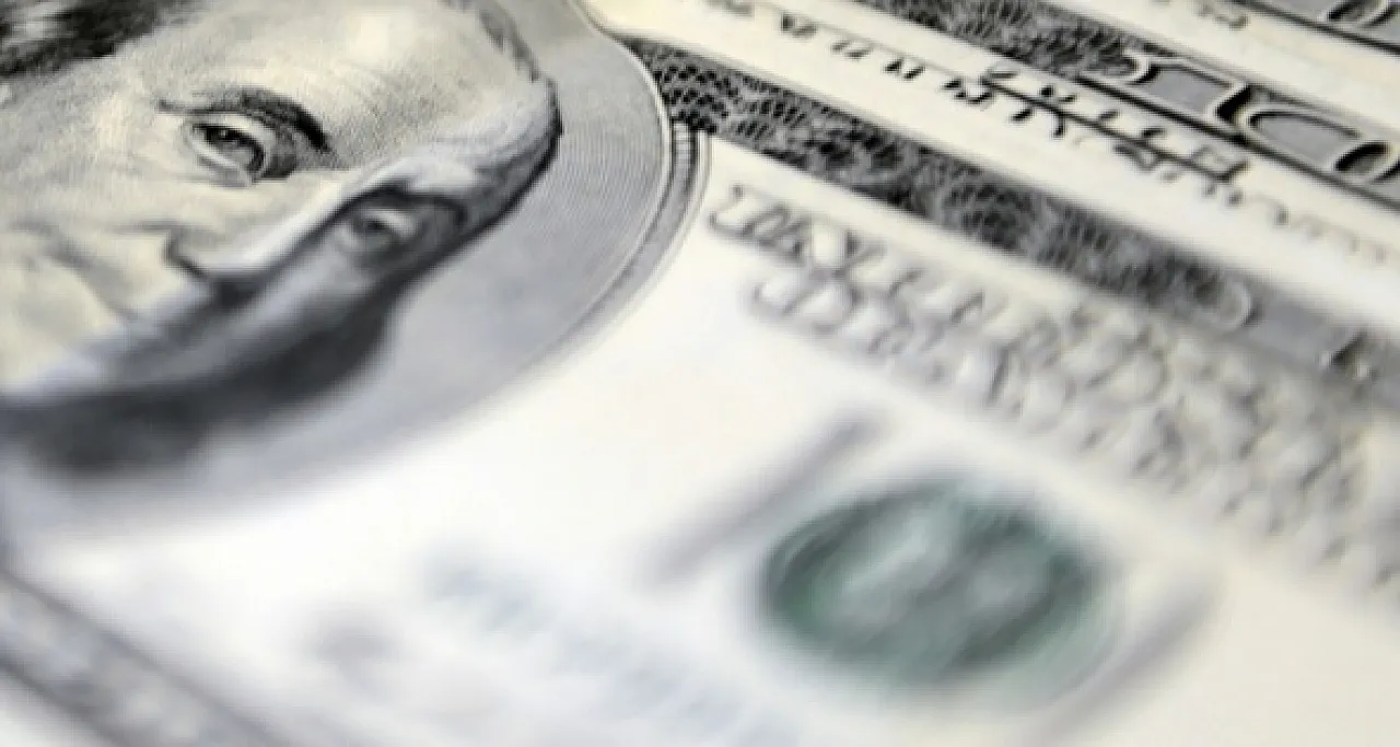 Küresel krizin gölgesinde dövizde tansiyon yükseliyor! Dolar ve euro rekor seviyelerde!