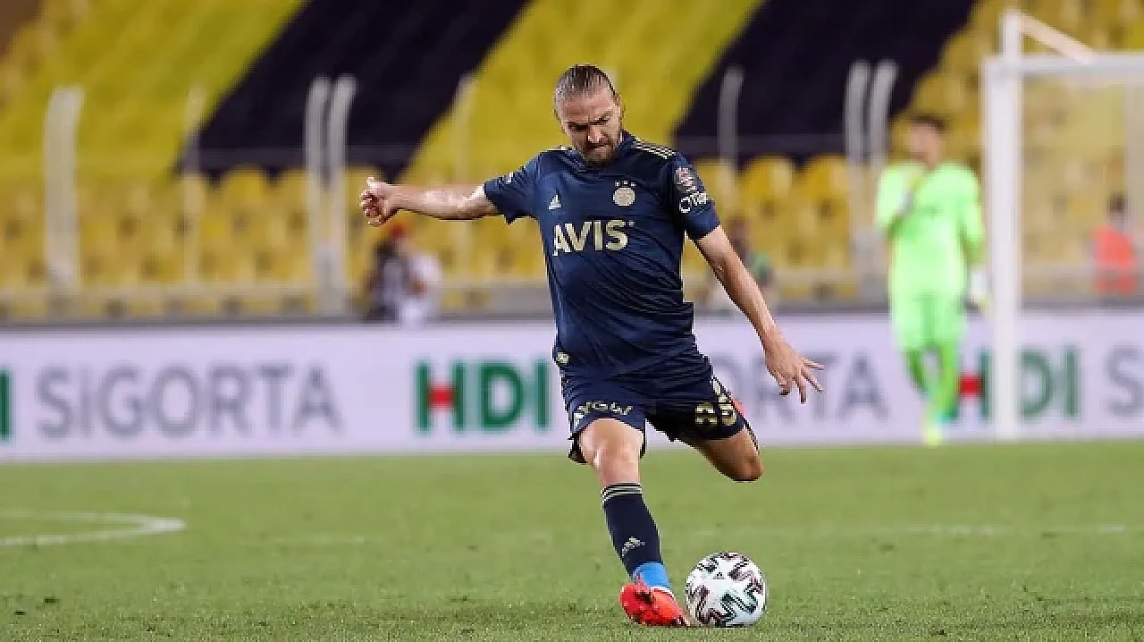 Caner Erkin futbolculuk kariyerini noktaladı