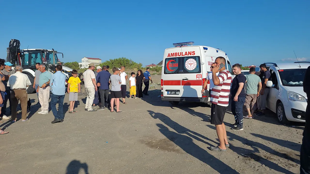 Samsun'da alabora olan teknedeki 6 kişiden 3'ü kurtarıldı