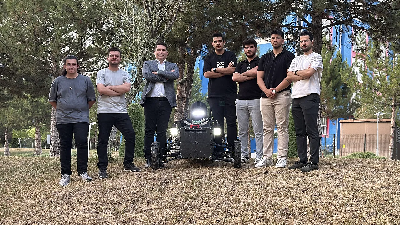 Üniversiteli Gençlerden Yerli Otonom Araç Hamlesi