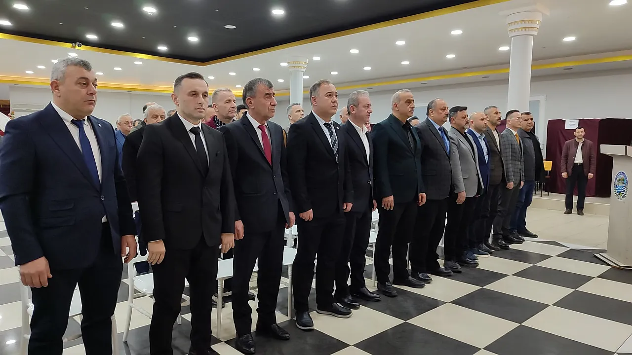 Salıpazarı Şoförler ve Otomobilciler Esnaf Odası'nda başkan değişti