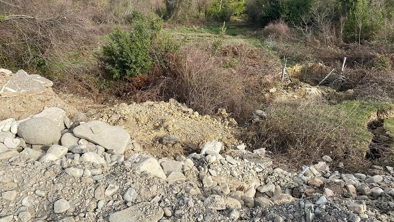 Sinop'ta heyelan sonrası 7 haneye su ulaşmıyor: Köylüler tepkili
