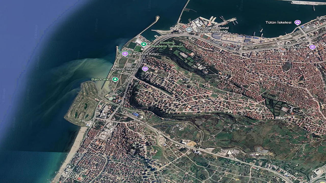 Samsun'un 54 yıllık değişimi nostaljik fotoğrafa yansıdı