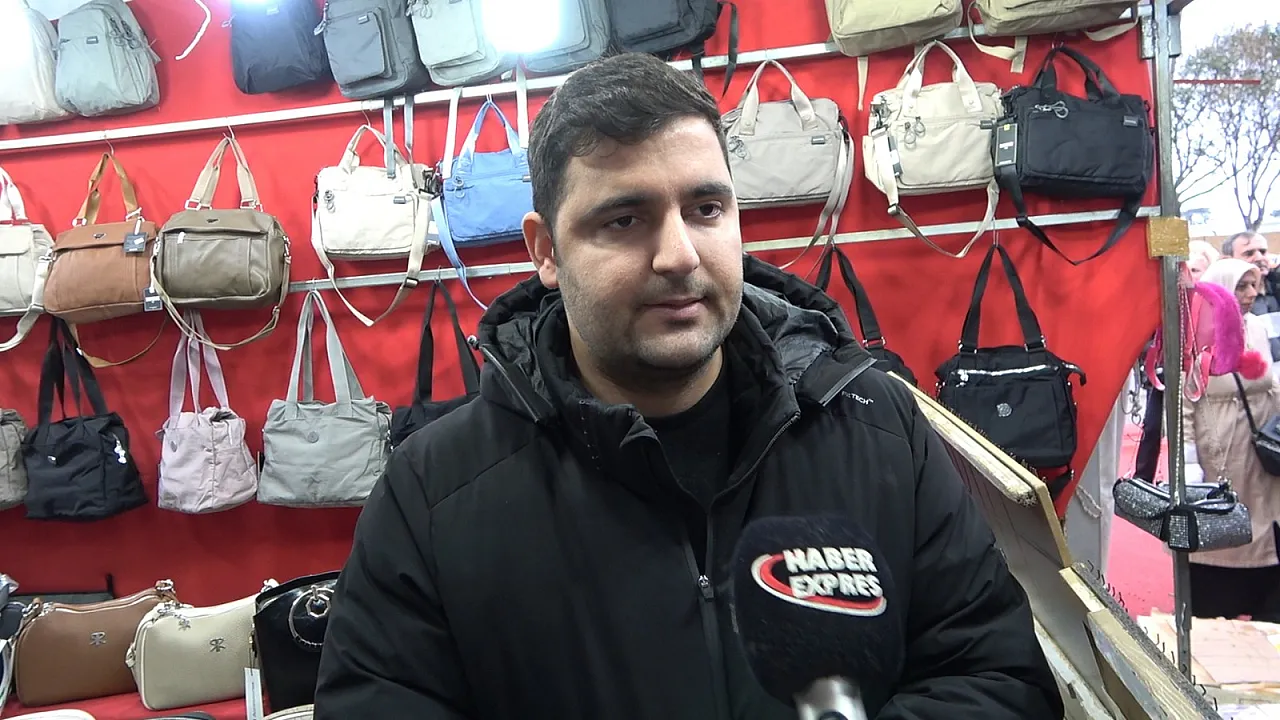 İndirim Çadırı Esnafları Sessizliğini Bozdu : 'Samsun Hepimize Yeter!'