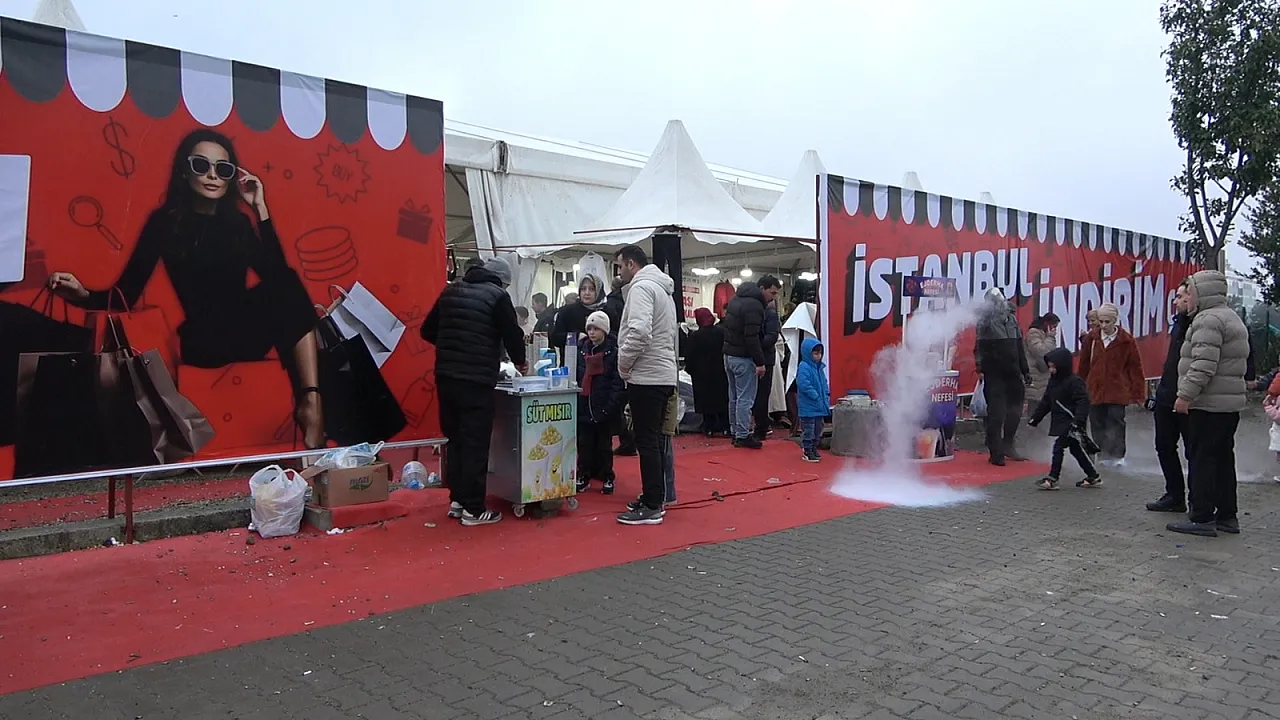 İndirim Çadırı Esnafları Sessizliğini Bozdu : 'Samsun Hepimize Yeter!'