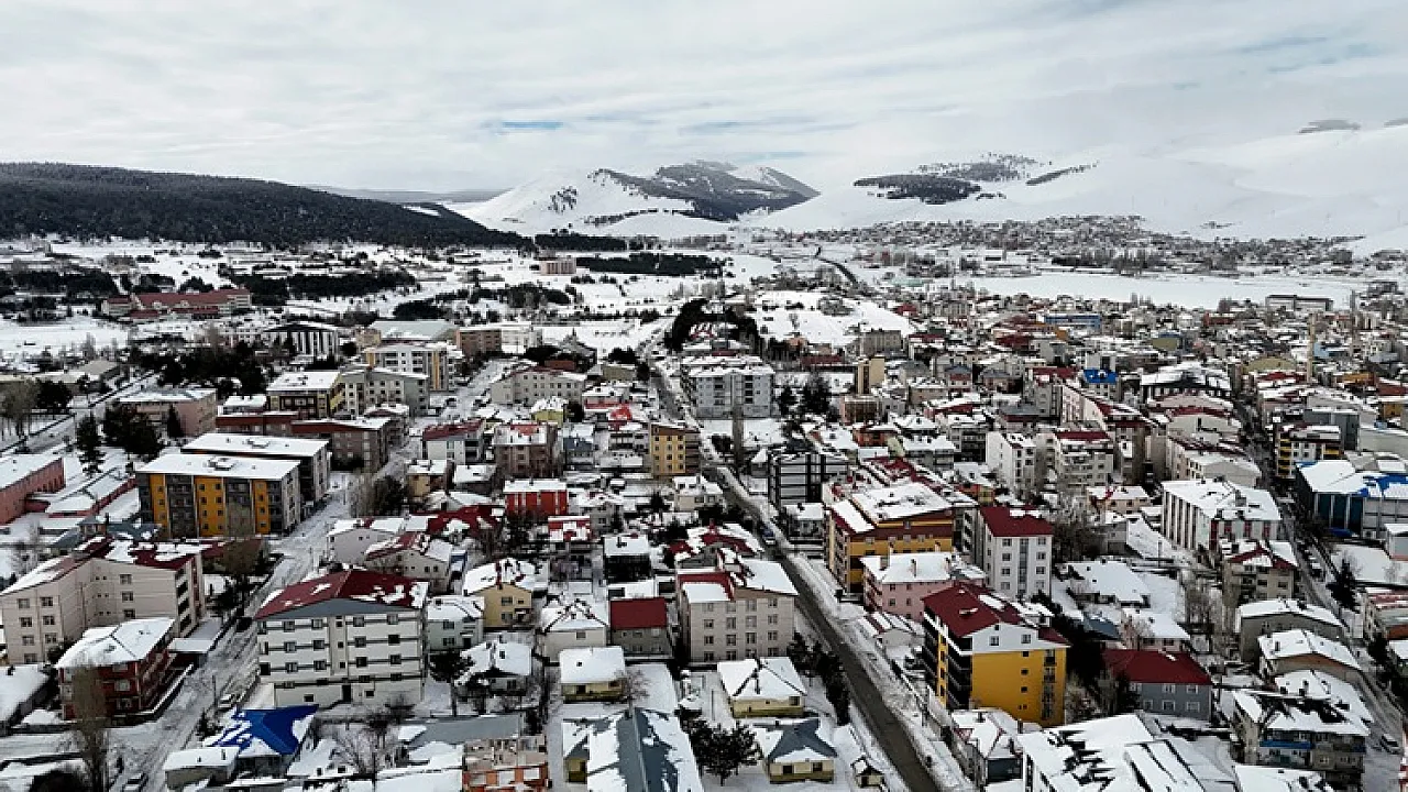 Bazı illerde kar ve soğuk hava etkili oluyor