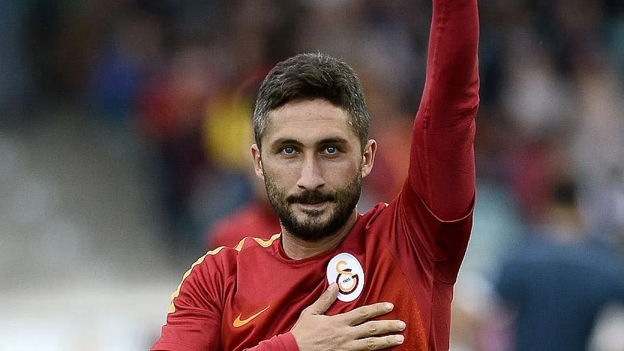 Sabri Sarıoğlu nereli? Türk futbolunun unutulmaz isminin kökeni merak ediliyor