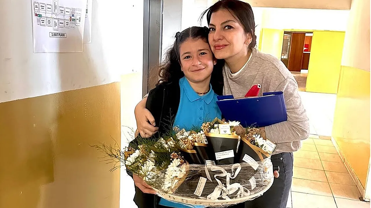 Samsun'da Öğrencilerden öğretmenlere anlamlı hediye