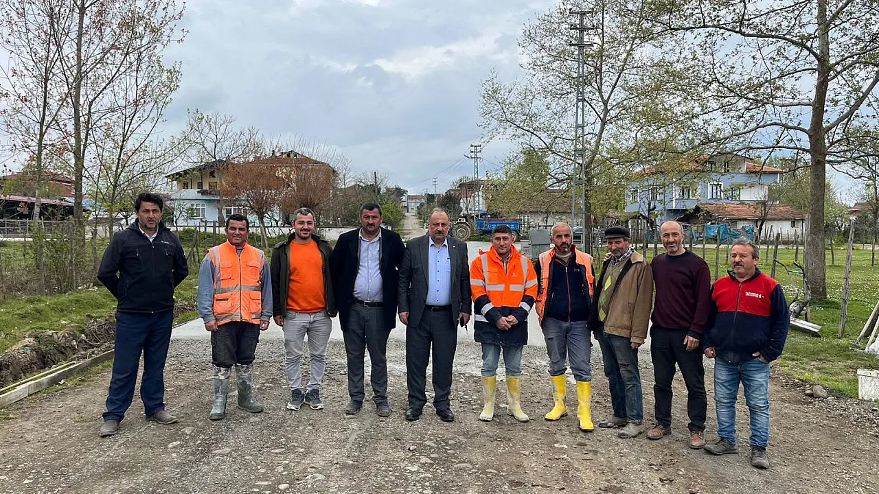 Salıpazarı'nda beton yol çalışmaları sürüyor