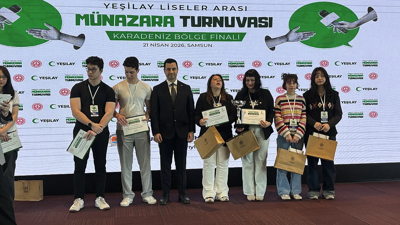 Yeşilay Liseler Arası Münazara Turnuvası Karadeniz Finali Samsun'da yapıldı