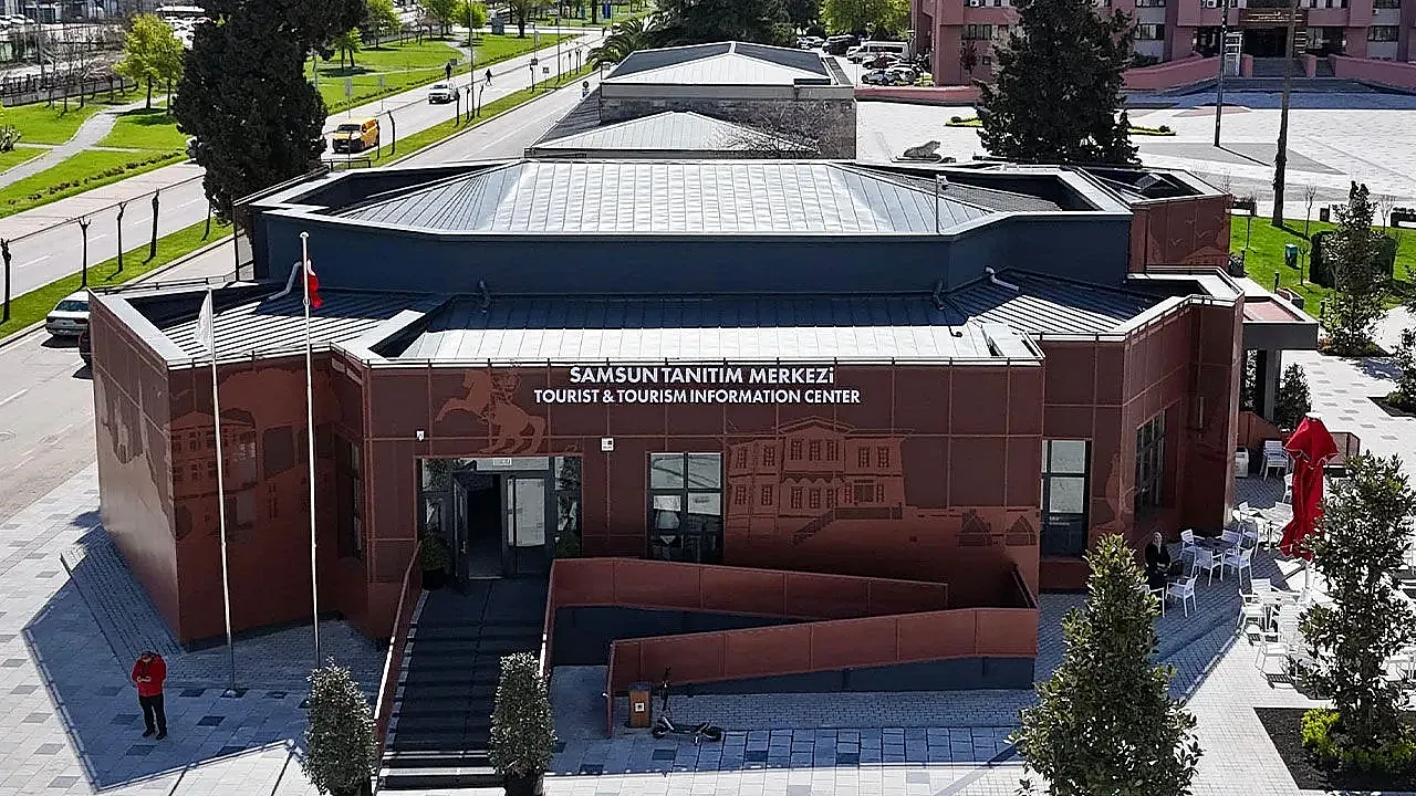 Samsun Tanıtım Merkezi vatandaşların ve turistlerin ilgi noktası oldu