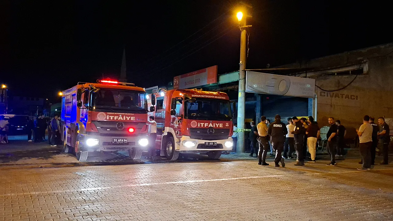 Alevler sanayi sitesini korkuttu: Bafra'daki oto yıkama dükkanında yangın