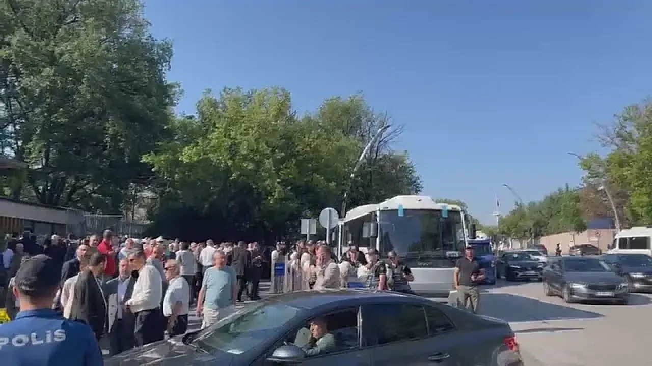 CHP'de grup toplantısı krizi yeni bir boyuta taşındı