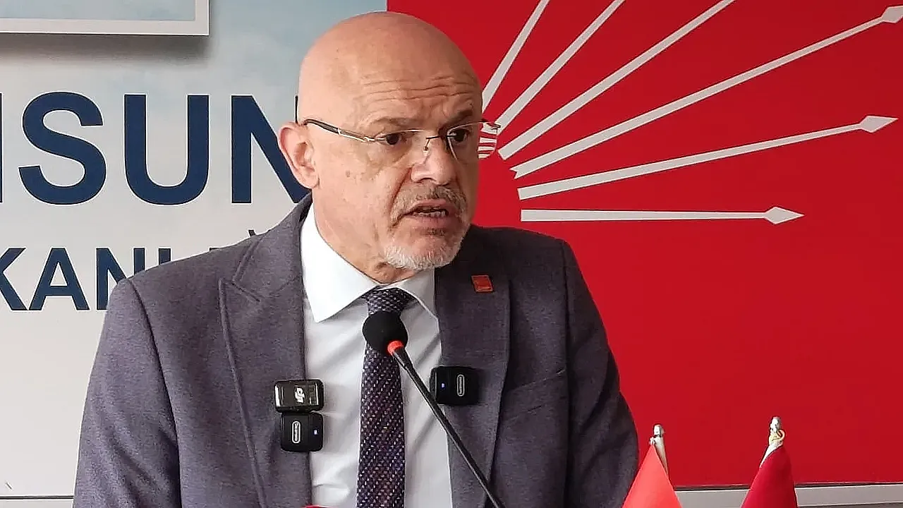 Mehmet Özdağ, 'Güvendiğin Padişahın Gün Olur O da Devrilir'