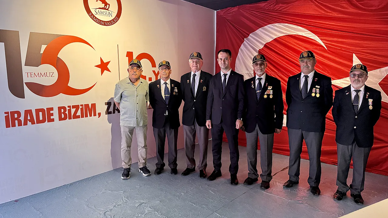 Gaziler, 15 Temmuz anma çadırını ziyaret etti