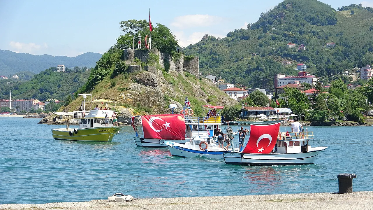 Kabotaj Bayramı'nın 100. yılı Tirebolu'da coşkuyla kutlandı