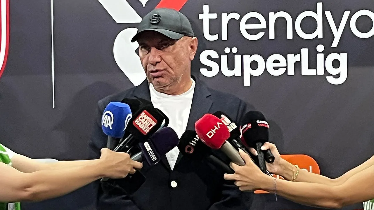 Samsunspor Başkanı Yüksel Yıldırım: Thorsten Fink ile anlaşamıyoruz