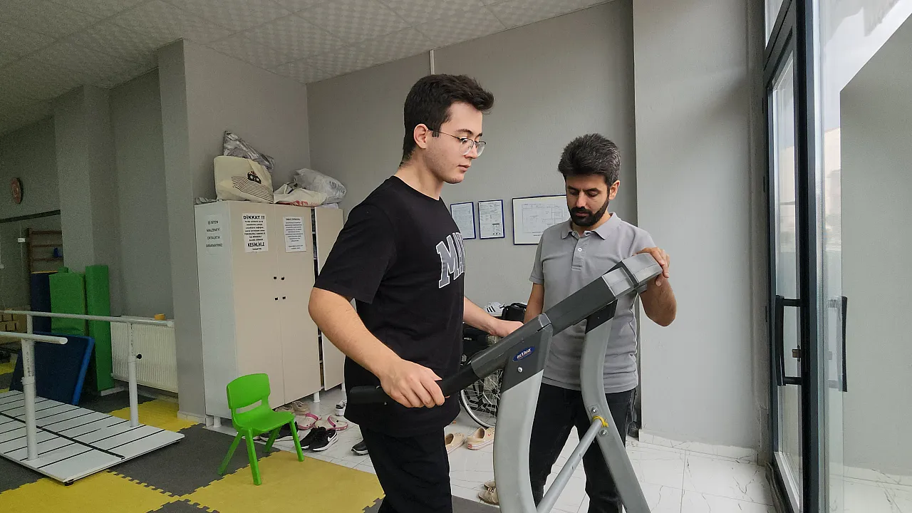 Engeline rağmen tıp fakültesini kazandı