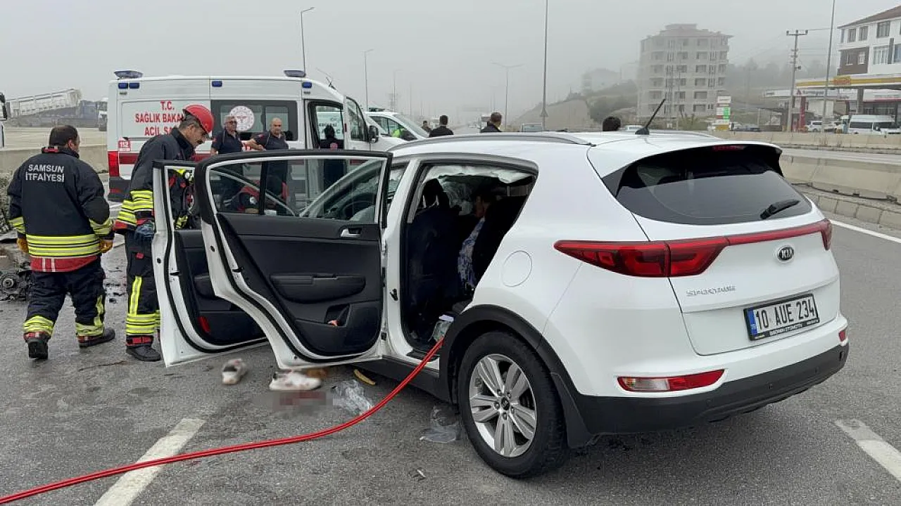 Samsun'da SUV araç direğe çarptı: 1 ölü, 3 yaralı