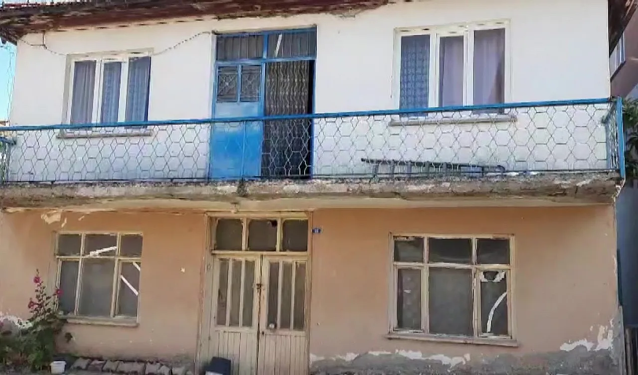 90 yaşındaki anneye tahliye şoku: 'Bu yaştan sonra nereye gideyim?'