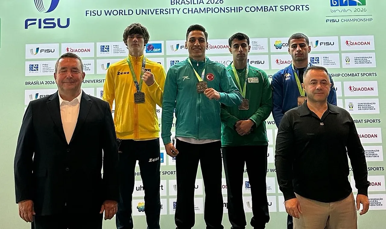 Milli sporcu Yasin Muhittin Can Brezilya'da dünya şampiyonu oldu