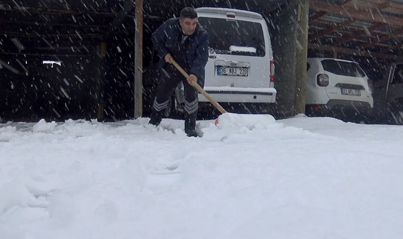 Bazı illerde kar ve soğuk hava etkili oluyor
