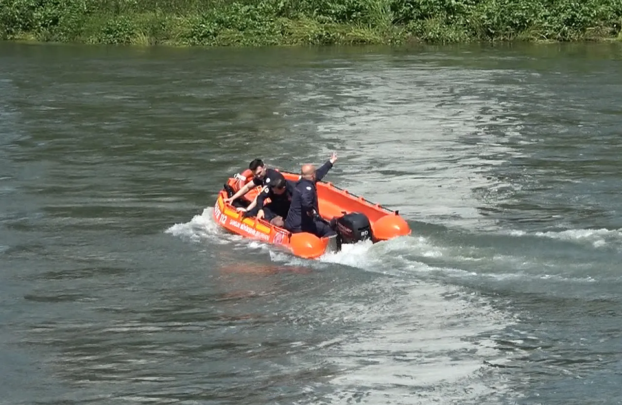 Yeşilırmak Nehri'nde can pazarı