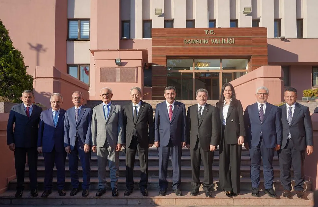 Cevdet Yılmaz'dan Samsun vurgusu: Karadeniz'in en önemli ulaşım ve ticaret merkezlerinden biri olacak