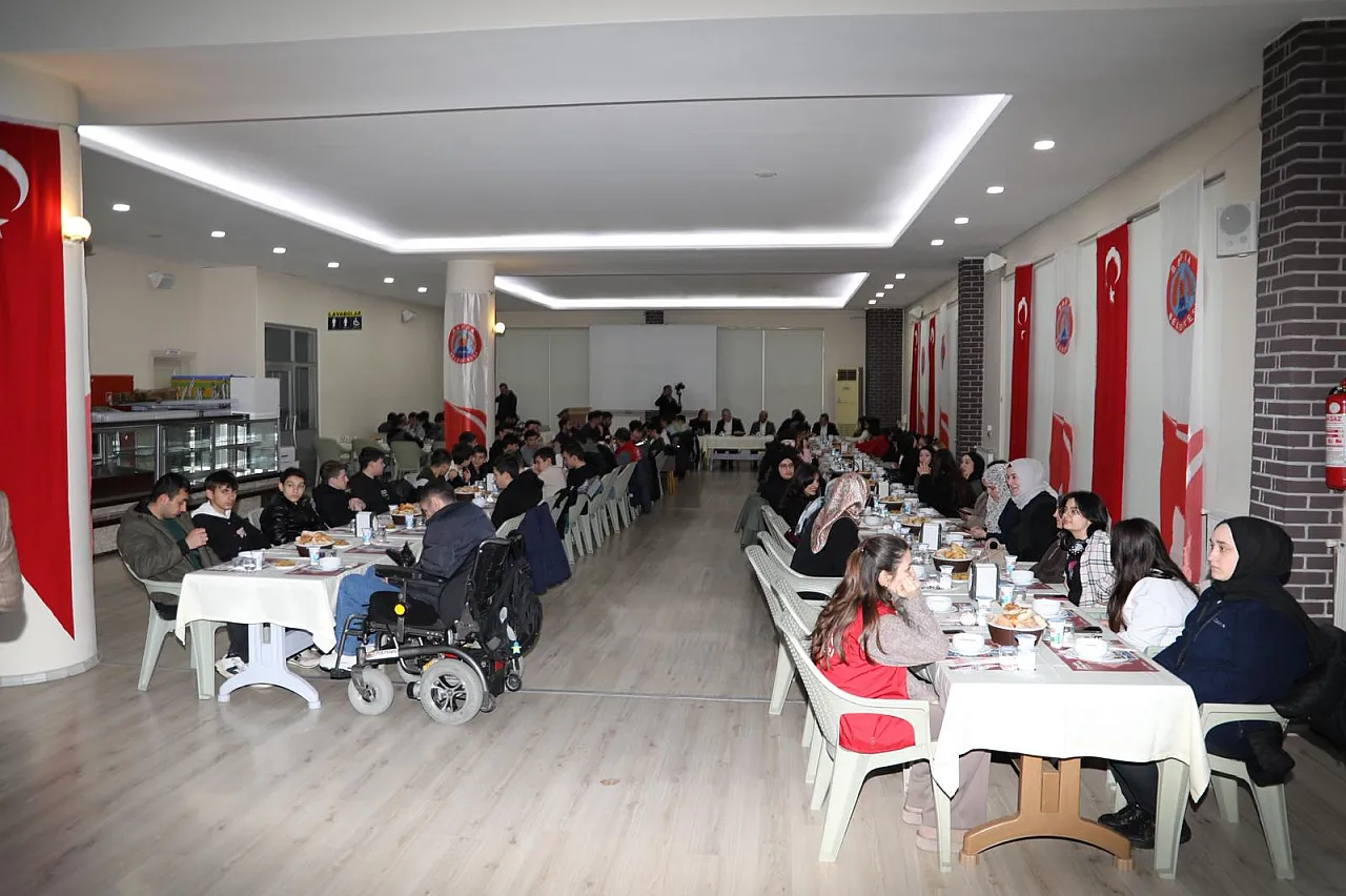 Bafra'da KYK Öğrencilerine İftar