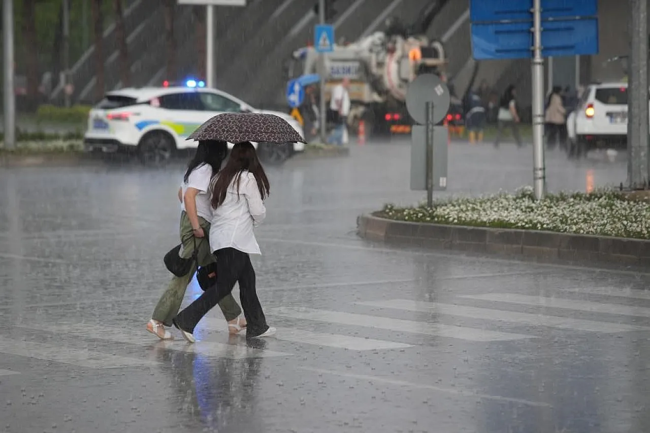 Samsun'da hava değişiyor: Sağanak yağış kapıda!