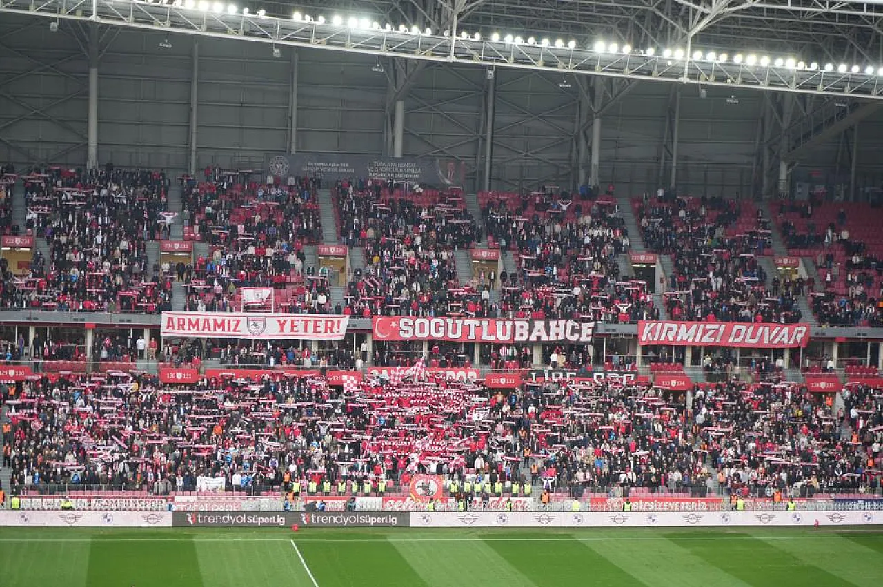 Samsun Beşiktaş karşılaşmasının ilk yarısı golsüz sona erdi