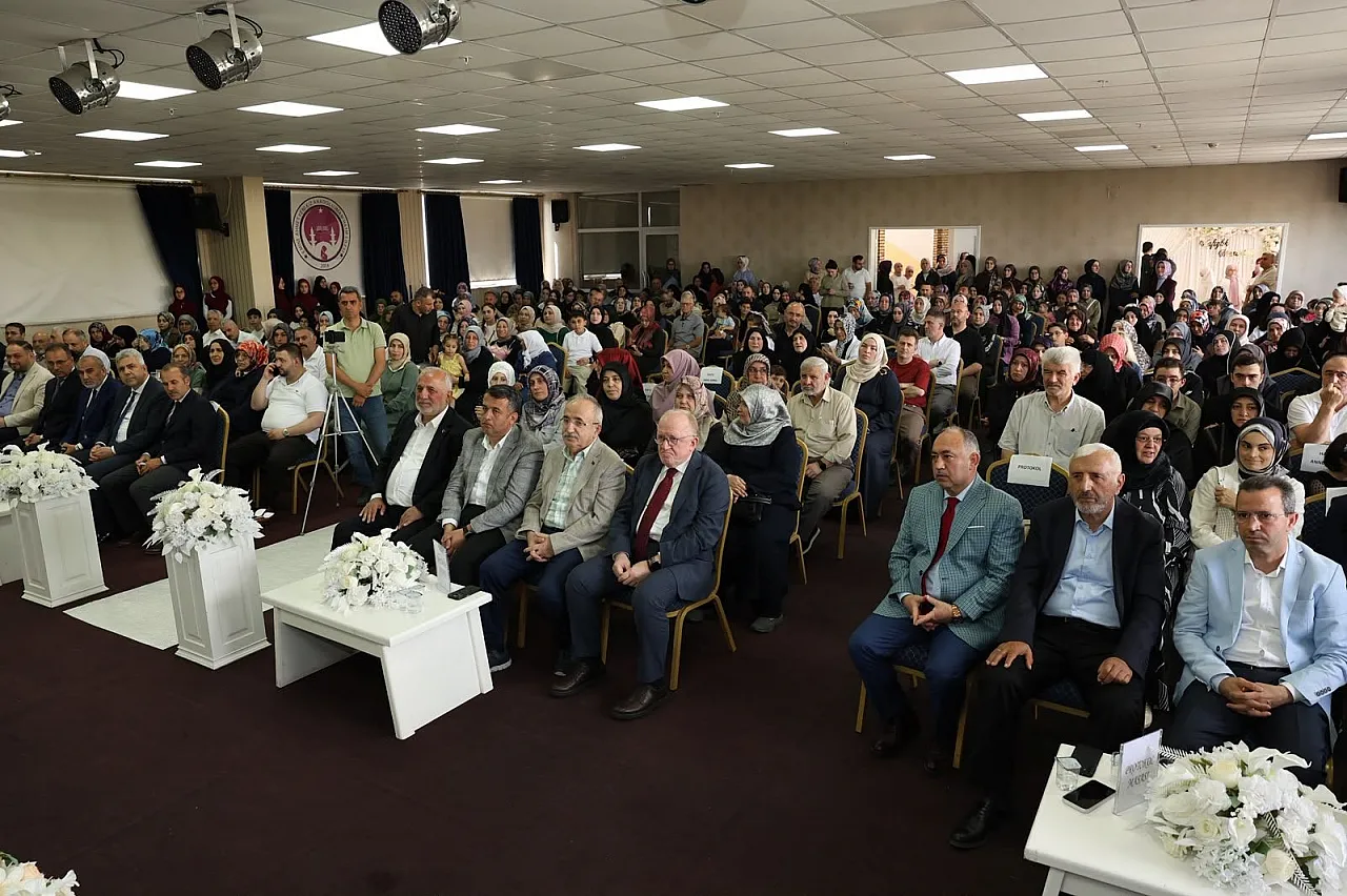 İlkadım'da Hafızlık İcazet Töreni Düzenlendi