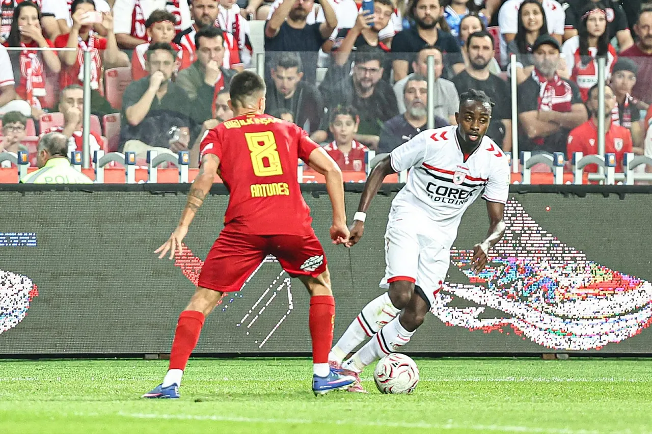 Samsunspor Göztepe karşılaşması başladı