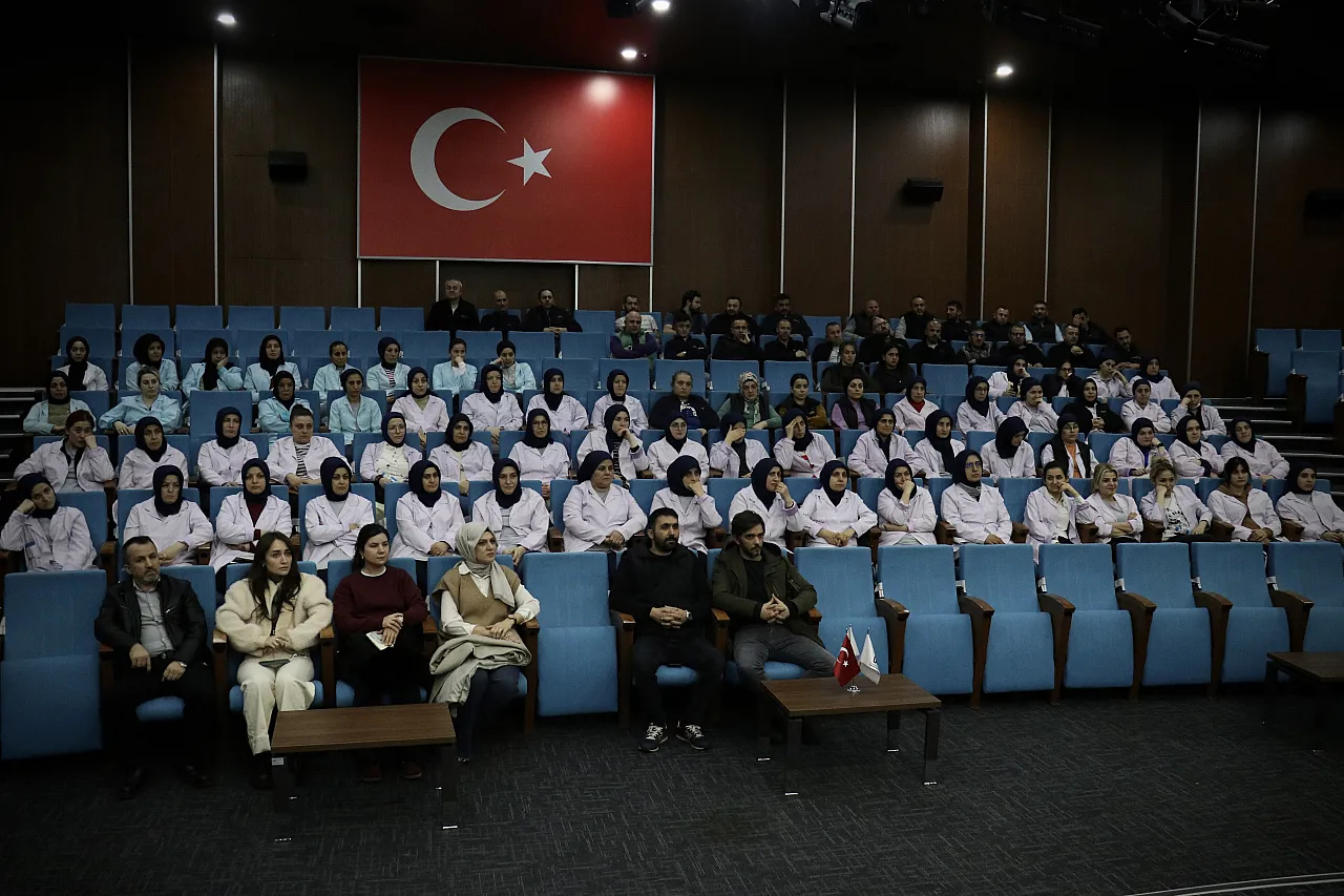 Yeşilay'dan OSB çalışanlarına bağımlılıkla mücadele eğitimi