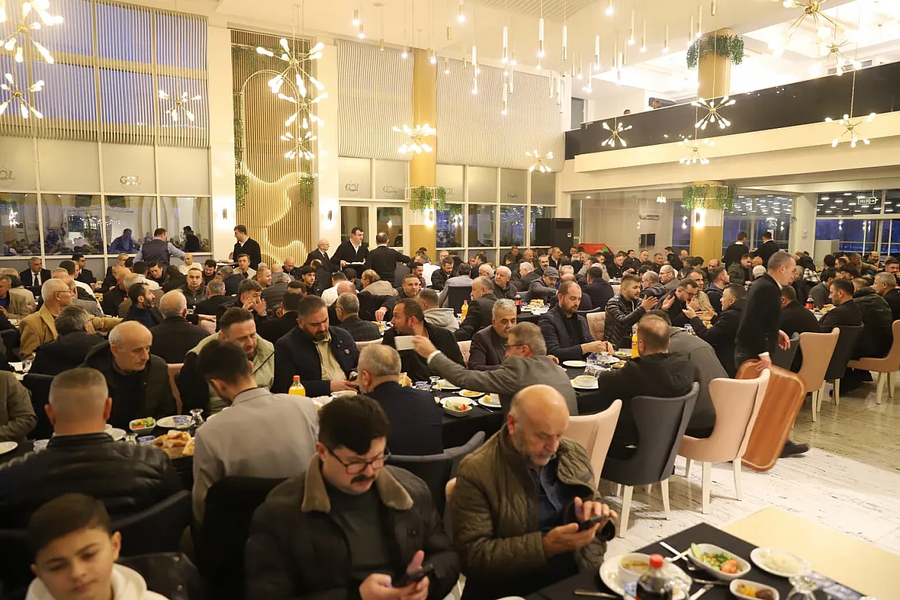 Çarşamba'da esnaflar iftarda buluştu