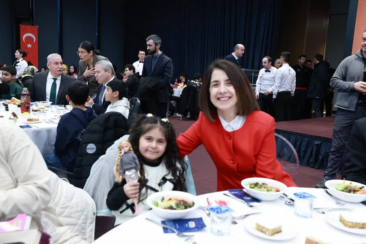 Samsun'da Gönüller Birleşti: 'Kardeşlik Buluşması İftar Programı'