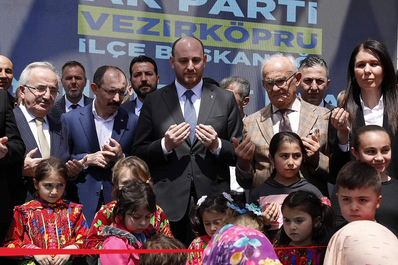 AK Parti Vezirköprü İlçe Başkanlığı Hizmete Açıldı