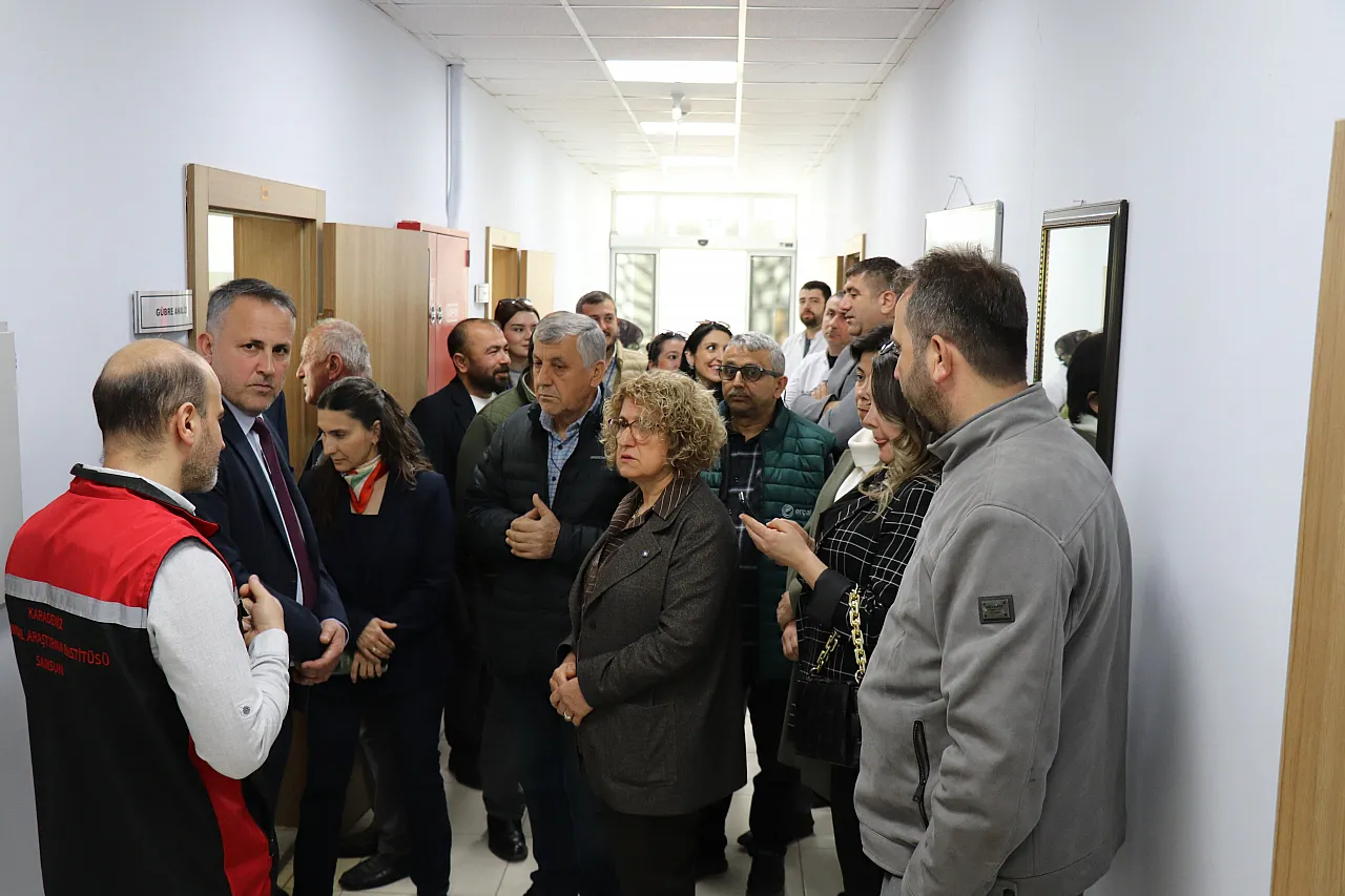 Atakum muhtarları Karadeniz Tarımsal Araştırma Enstitüsünü ziyaret etti
