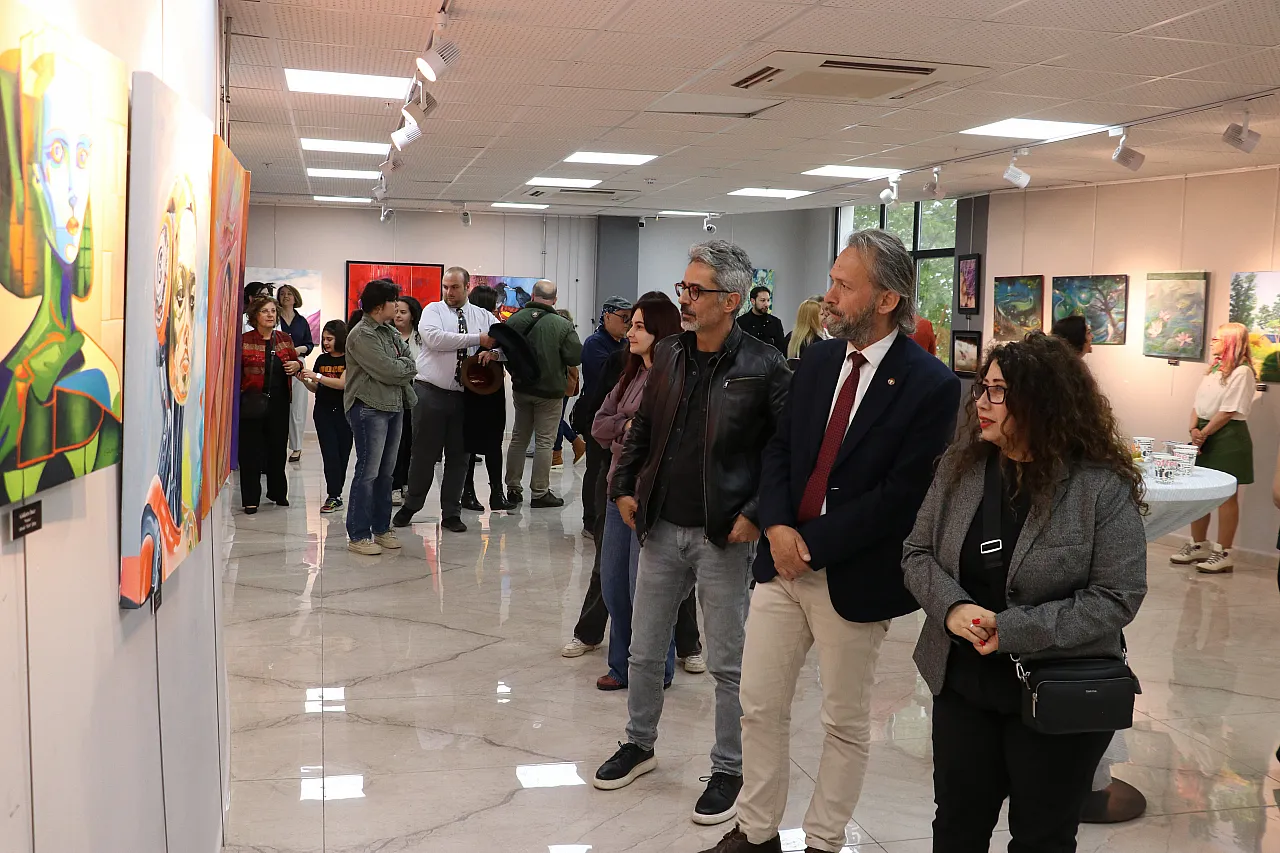 Doğanın kalbinde üretilen eserler Samsun'da sergileniyor